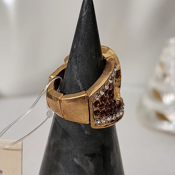 Gold Statement Ring Interlocking Design Crystal Stones - Picture 5 of 8